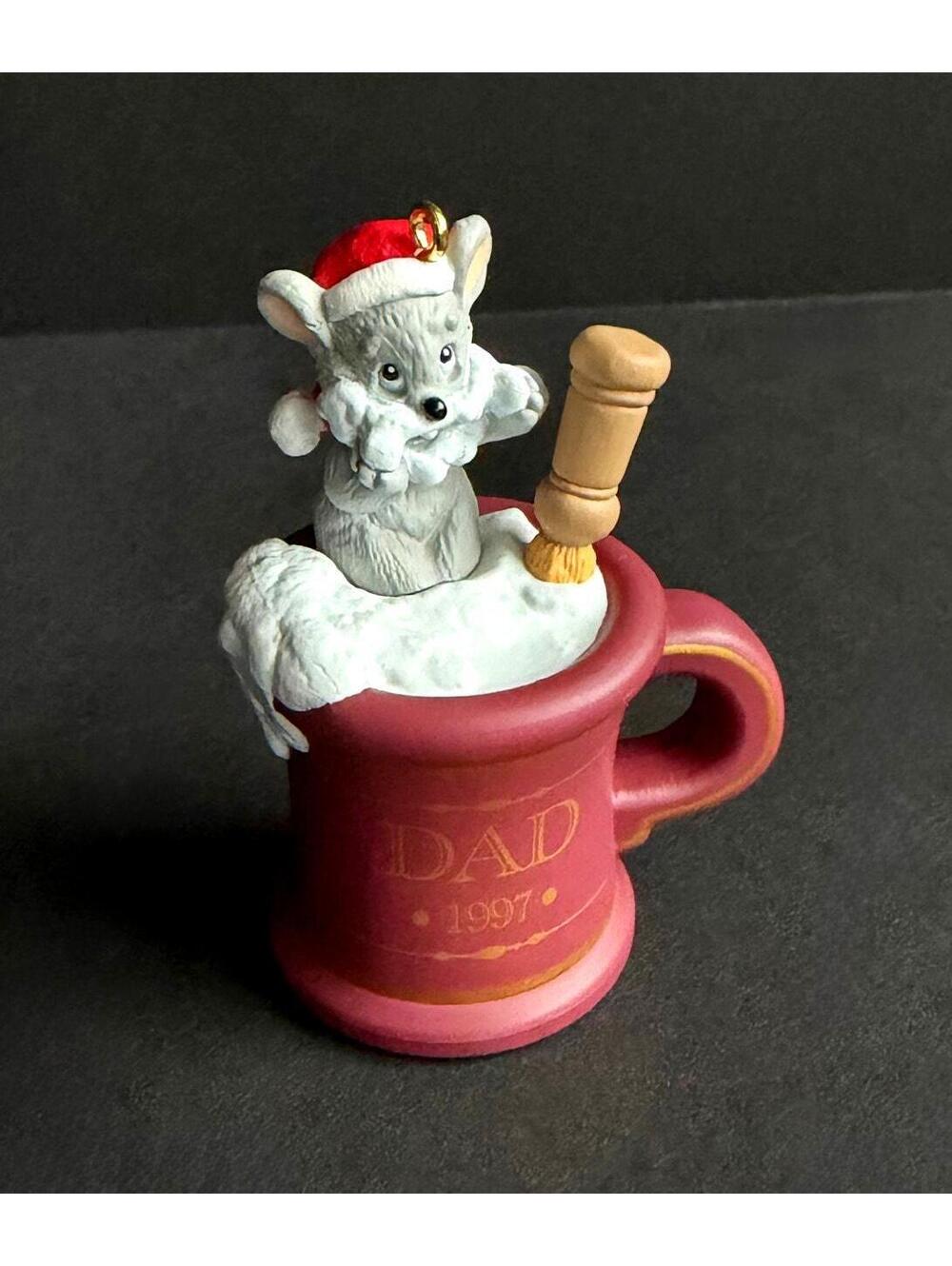Hallmark Keepsake Ornament Dad 1997 Santa Mouse in Mug Vintage Christmas Decor